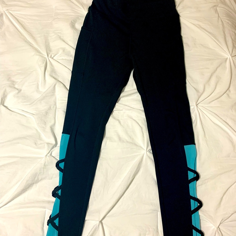 Pop fit leggings size medium!